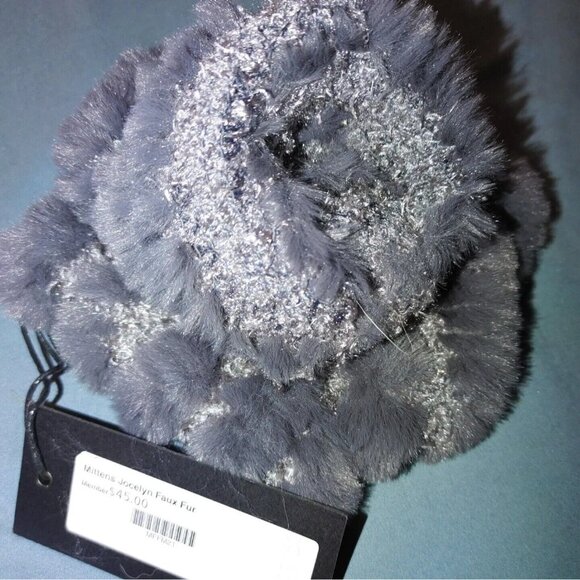 Gloves Mittens Jocelyn Faux Fur Silver Dark Gray Color Open Fingerless Tip - Picture 3 of 4